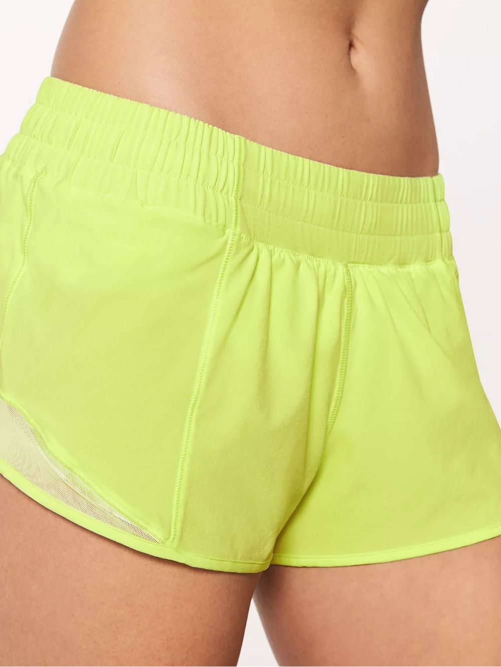 Lululemon Hotty Hot 2.5” Lined Size 2 Highlight Yellow